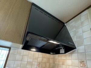 兵庫キッチン取付け隊　プロペラファンフード取替　施工後